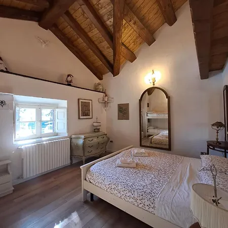 Chalet Antico Momosa Maxi Ovindoli